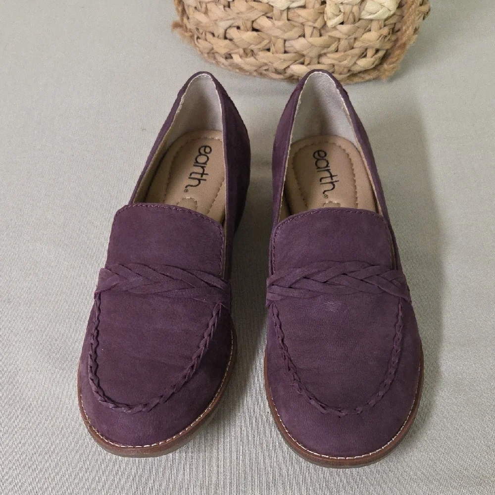 Earth Women's Burgundy Leather Loafers Size 7M